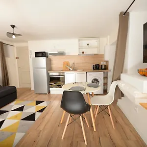https://dominici-3-cahorscitystay-parking-wifi-netflix.midi-pyreneeshotels.com